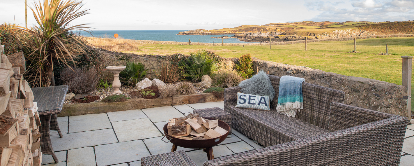 five benefits of holiday let management with AHL