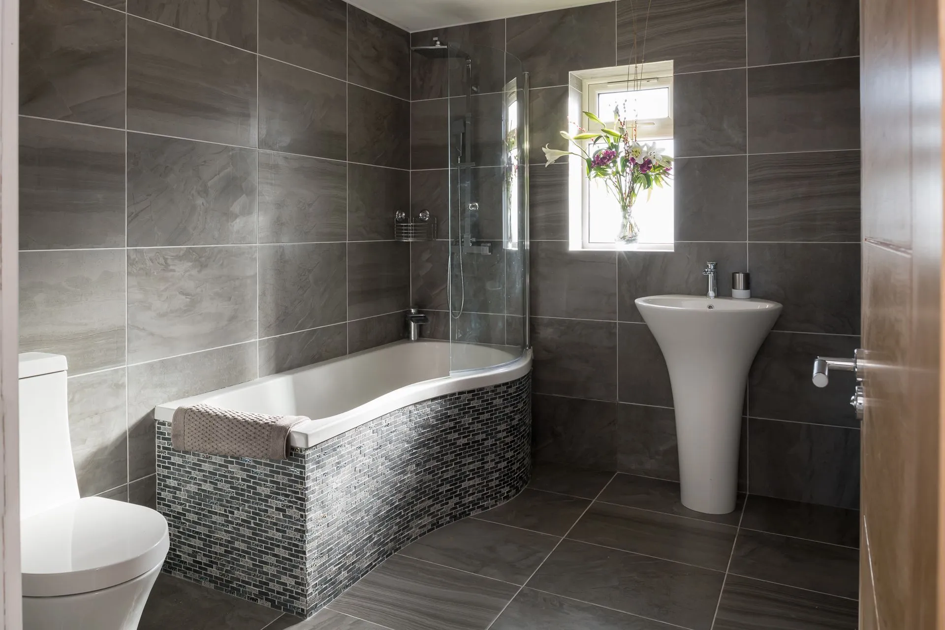 Cadair Arthur - family bathroom