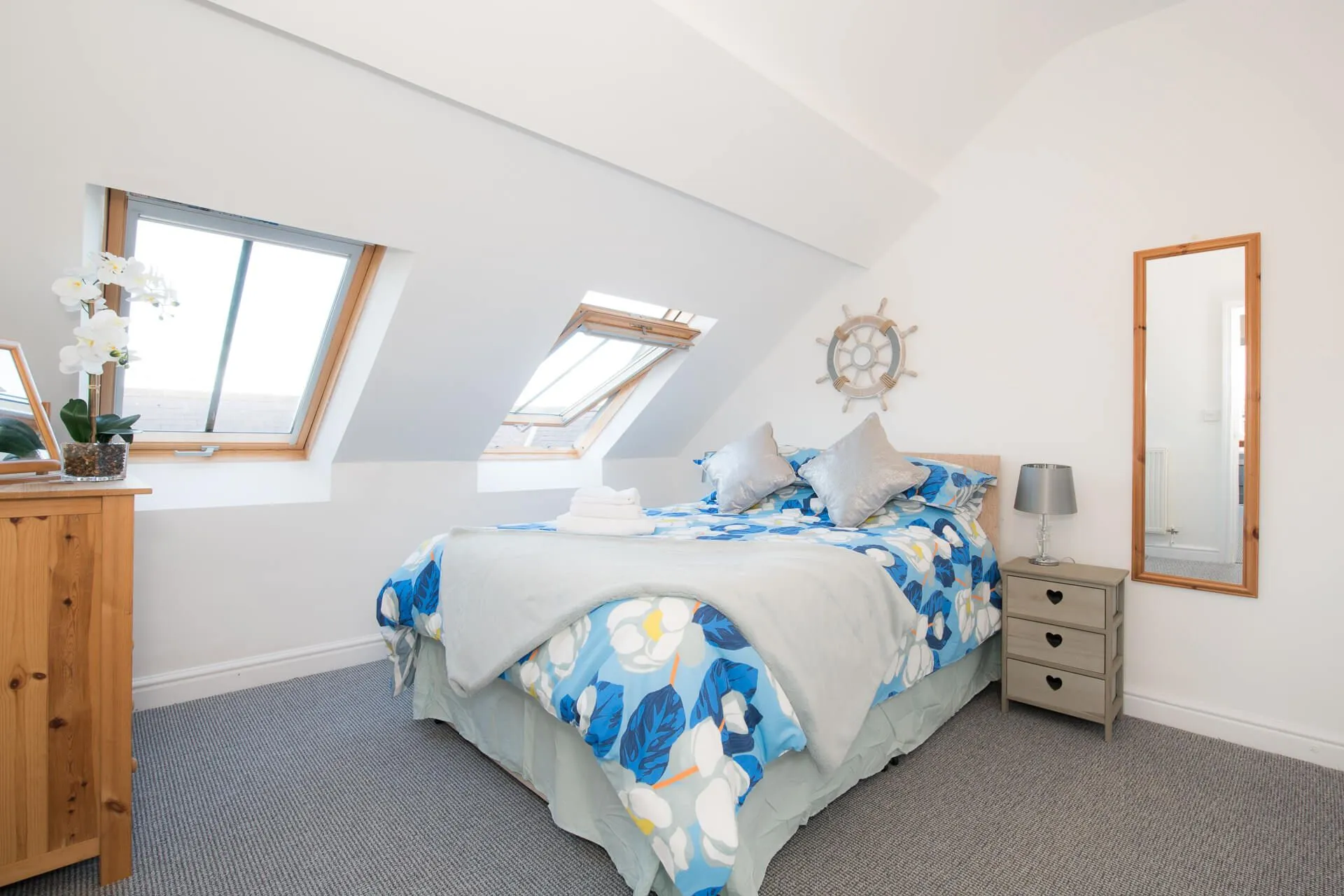 Ty Rhiannon Bed - Aberffraw