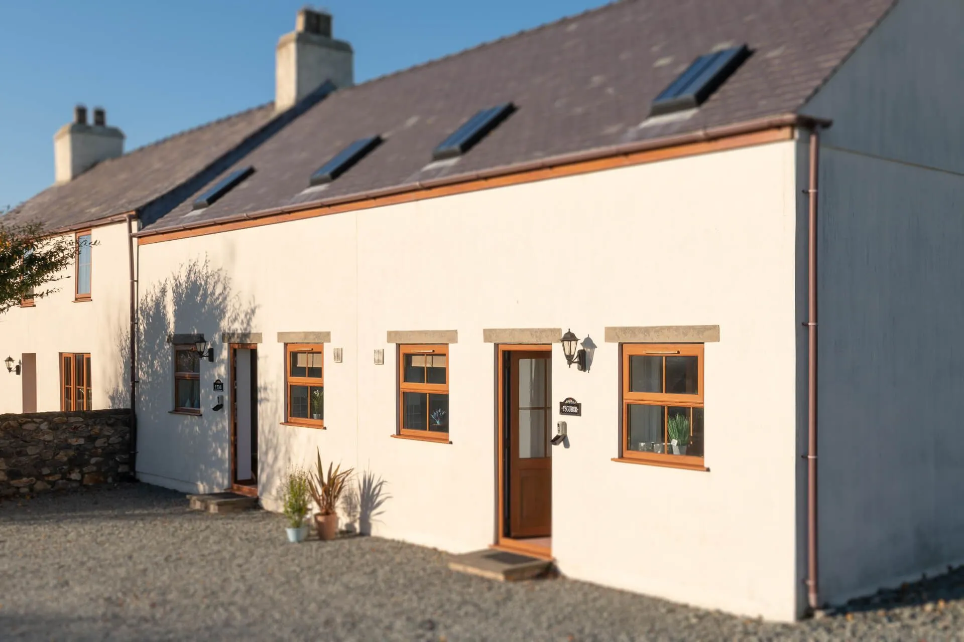 Y Stabl - Llanfaelog
