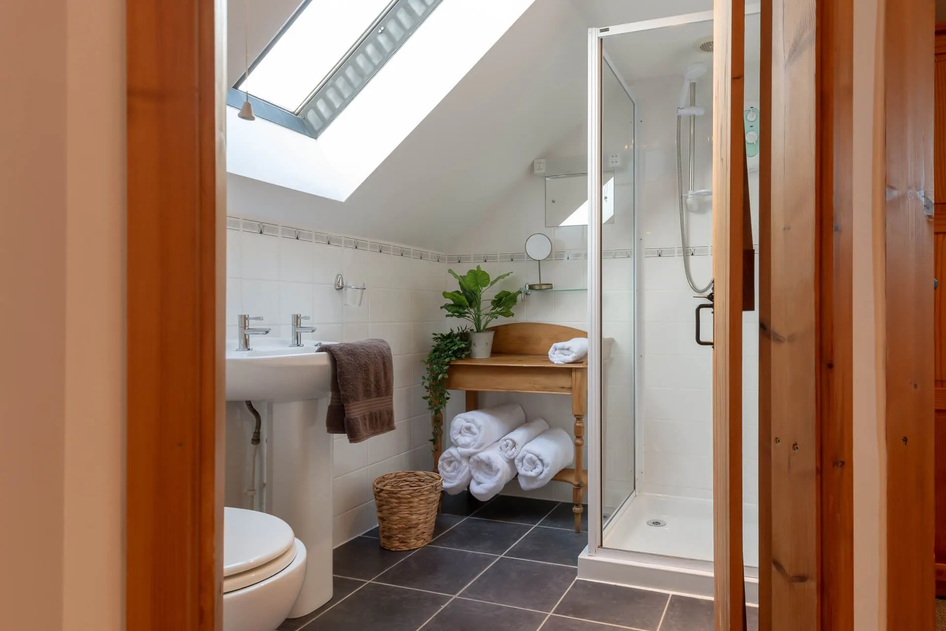 Y Stabl - Bathroom