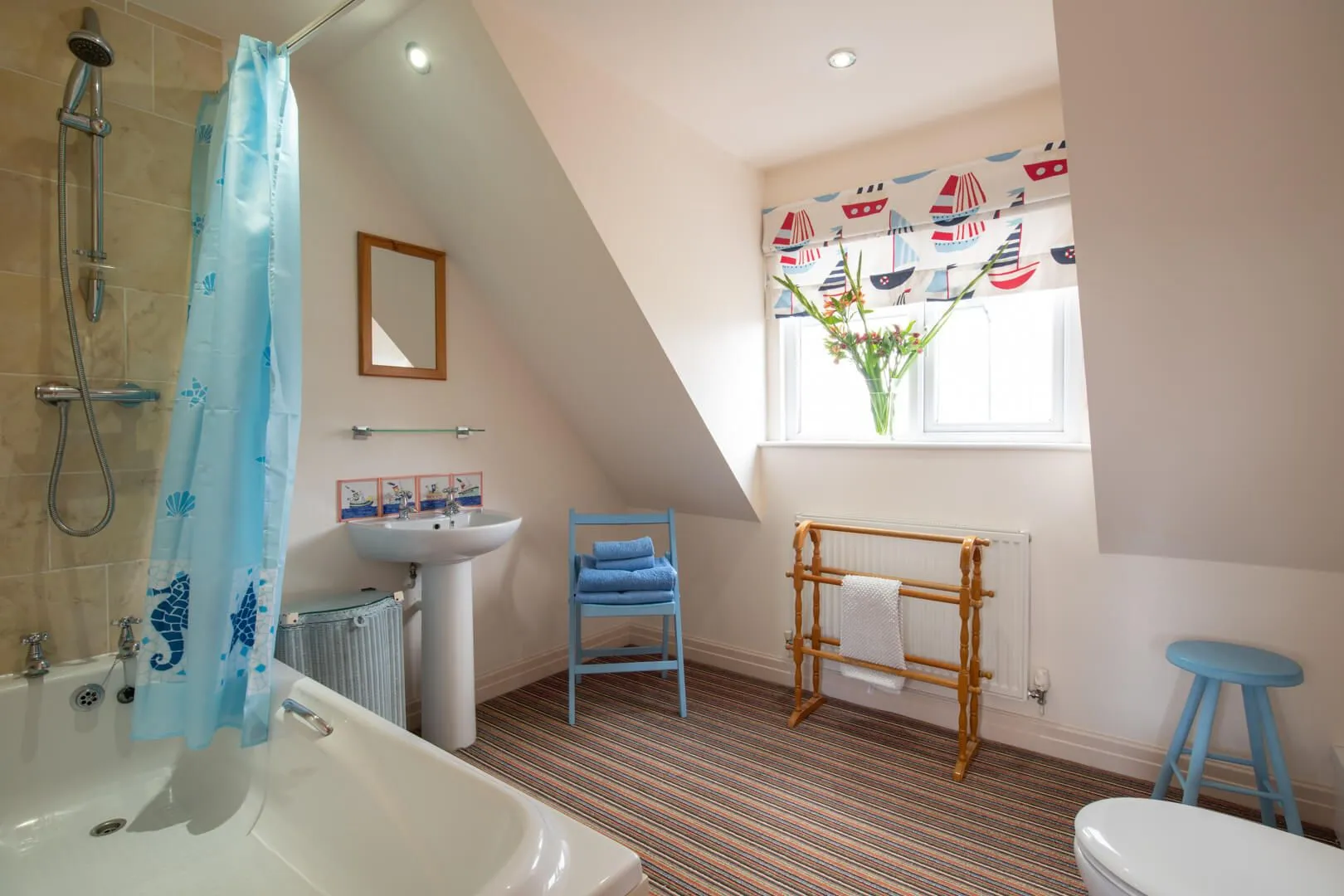 Lagwn Glas bathroom
