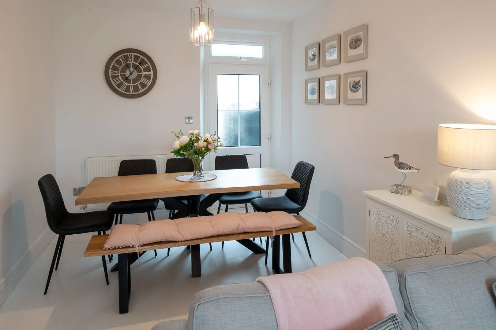 Lakeview - Dining Area