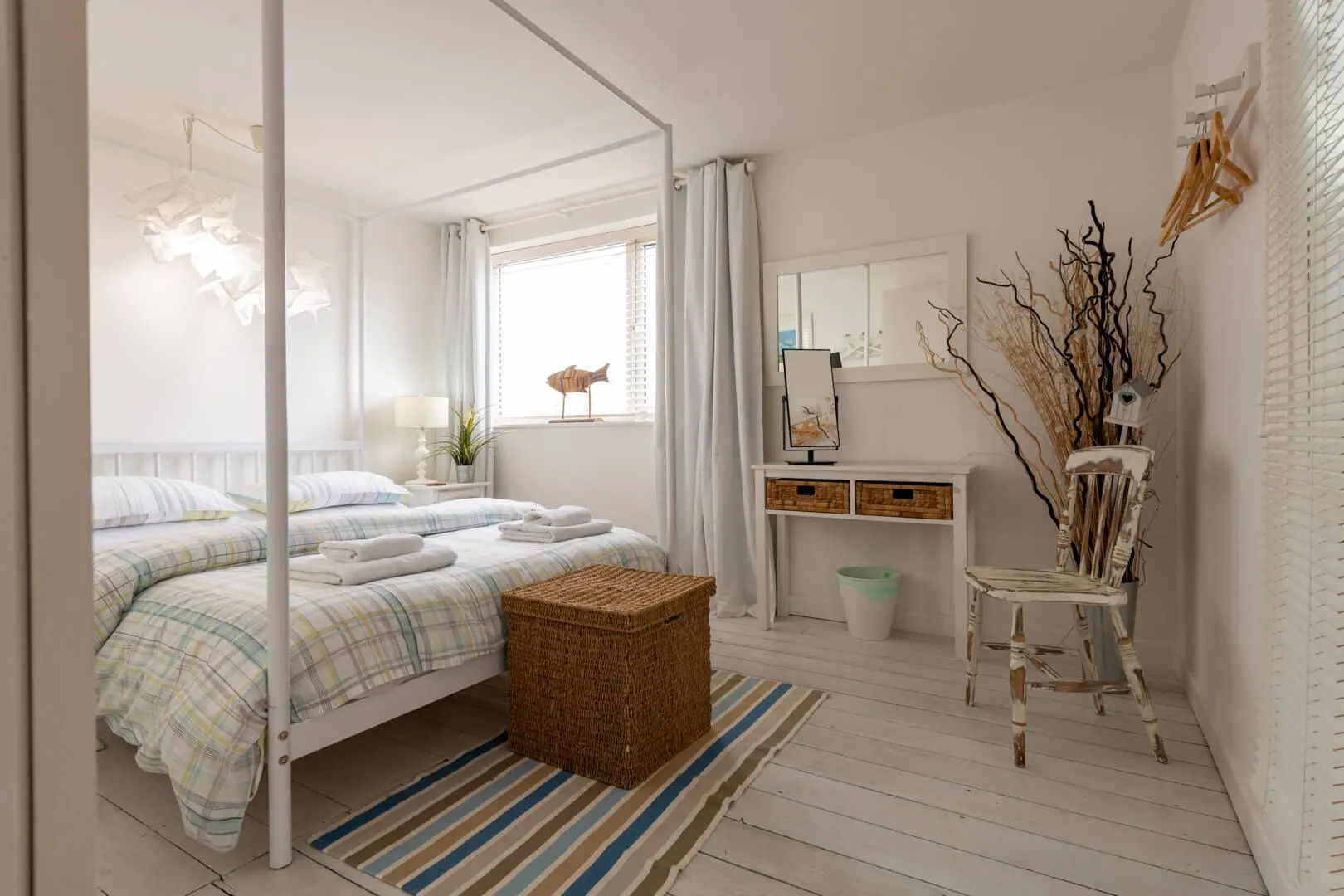Driftwood downstairs Bedroom