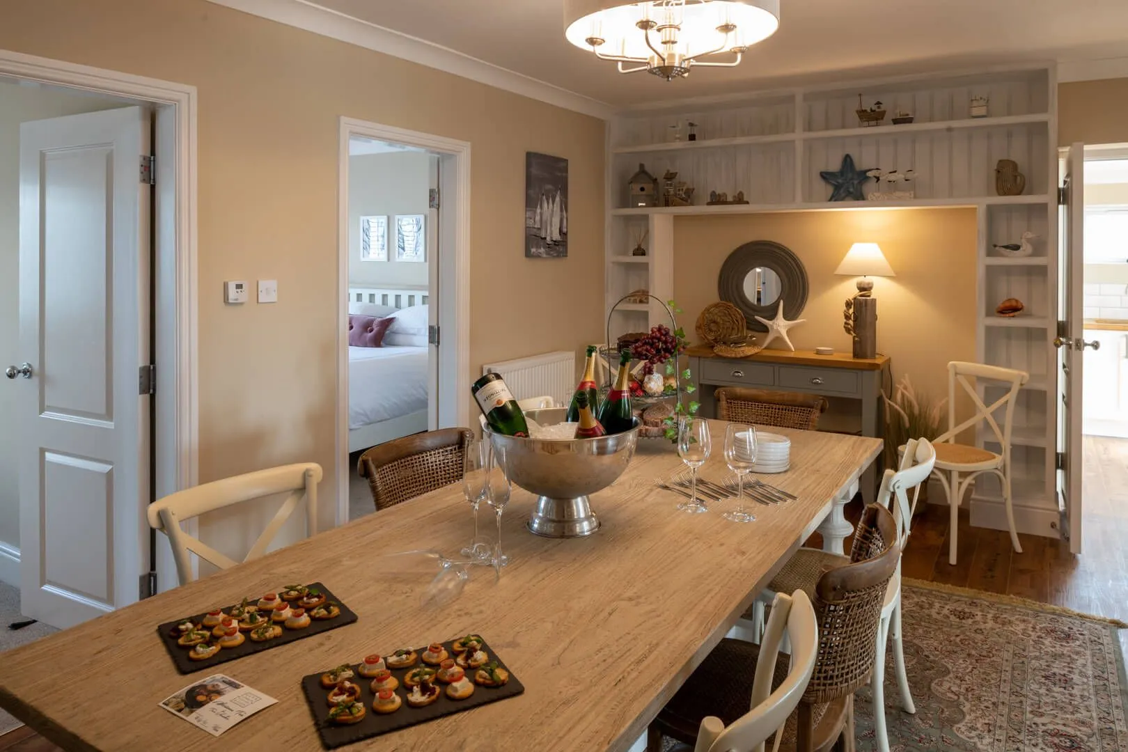 Sand Dollar - Dining table