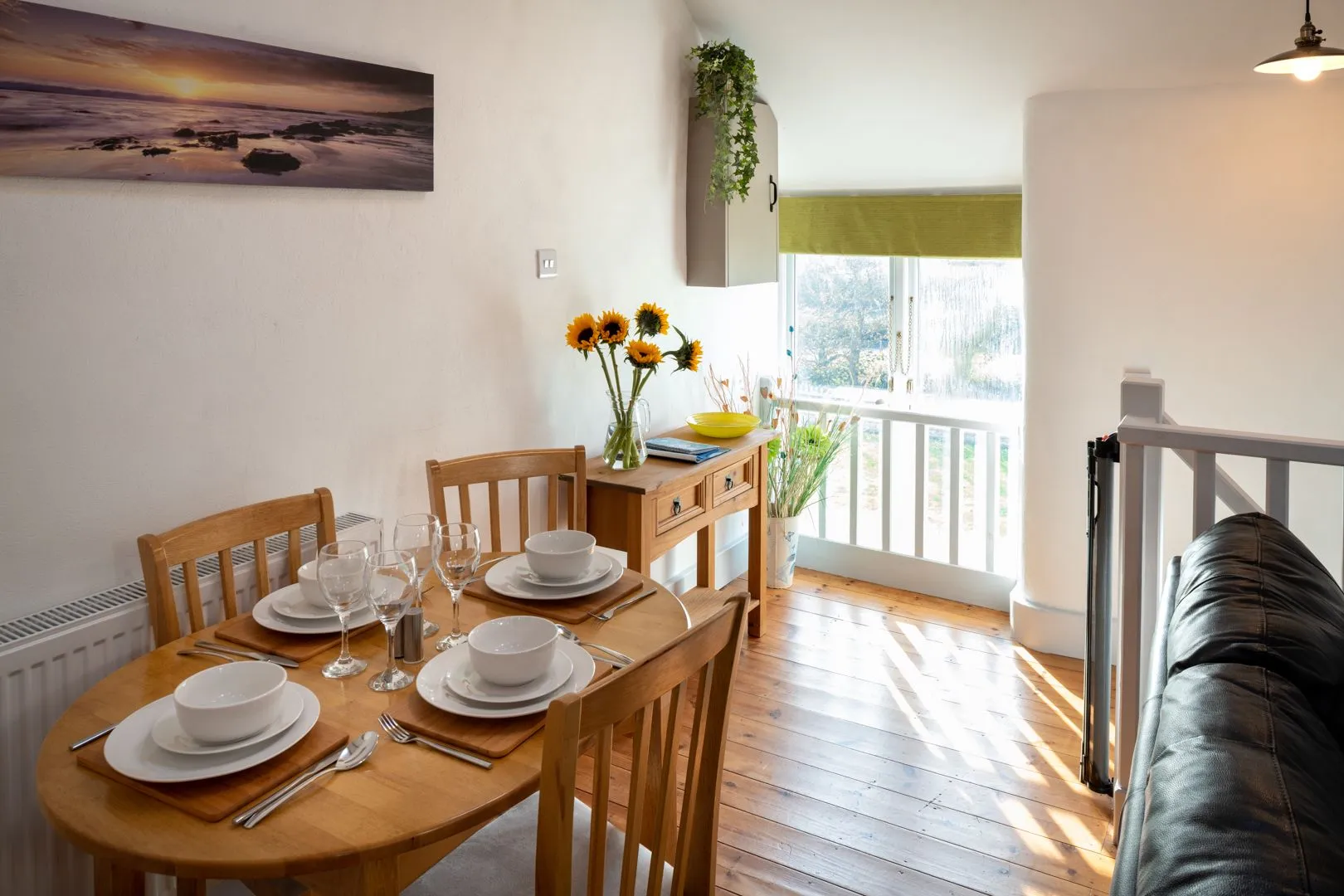 Bryn Lon Bach Dining Area