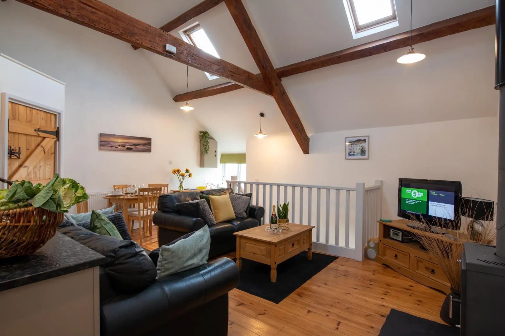 Bryn Lon Mawr - bryn lon bach living room