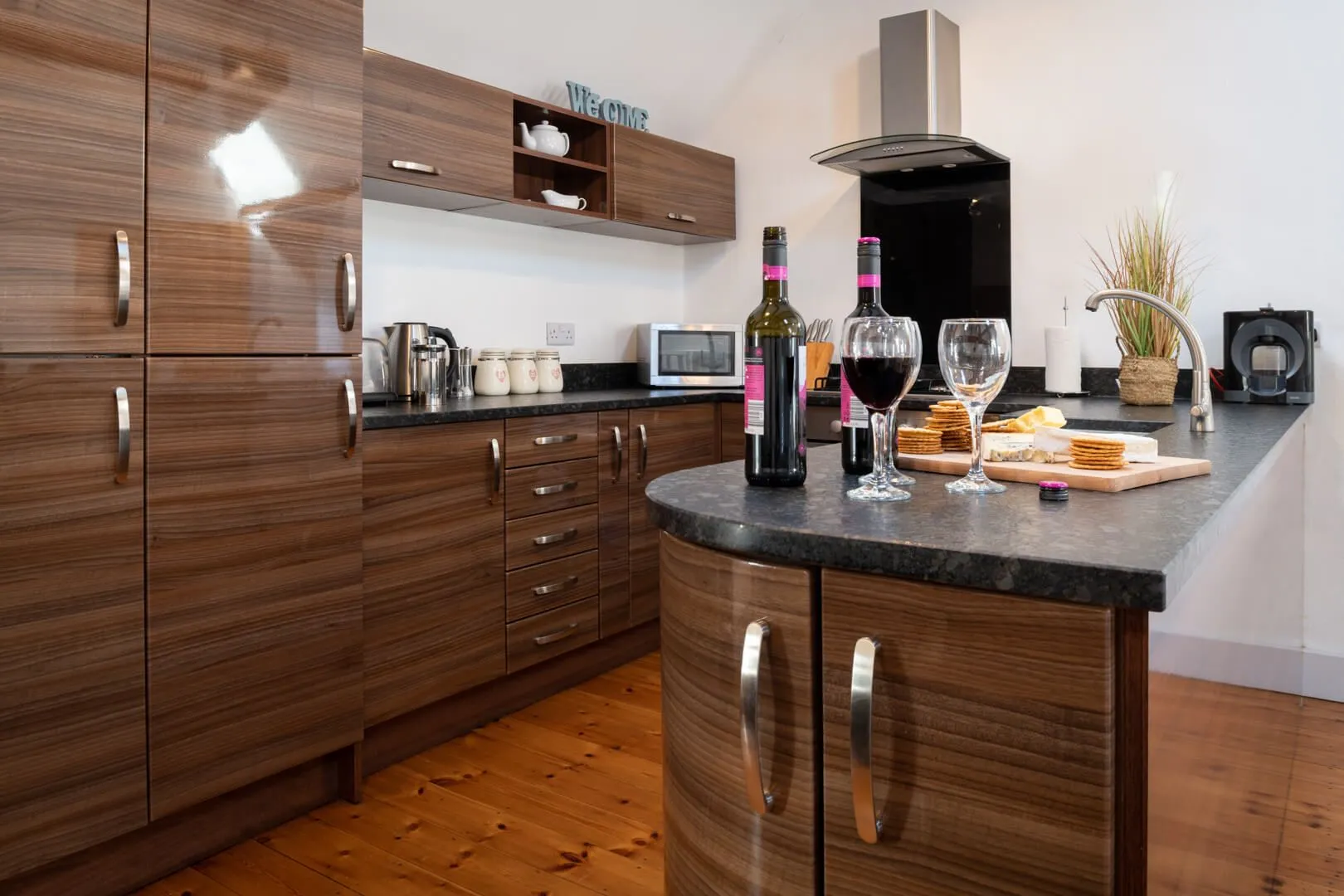 Bryn Lon Mawr - bryn lon kitchen