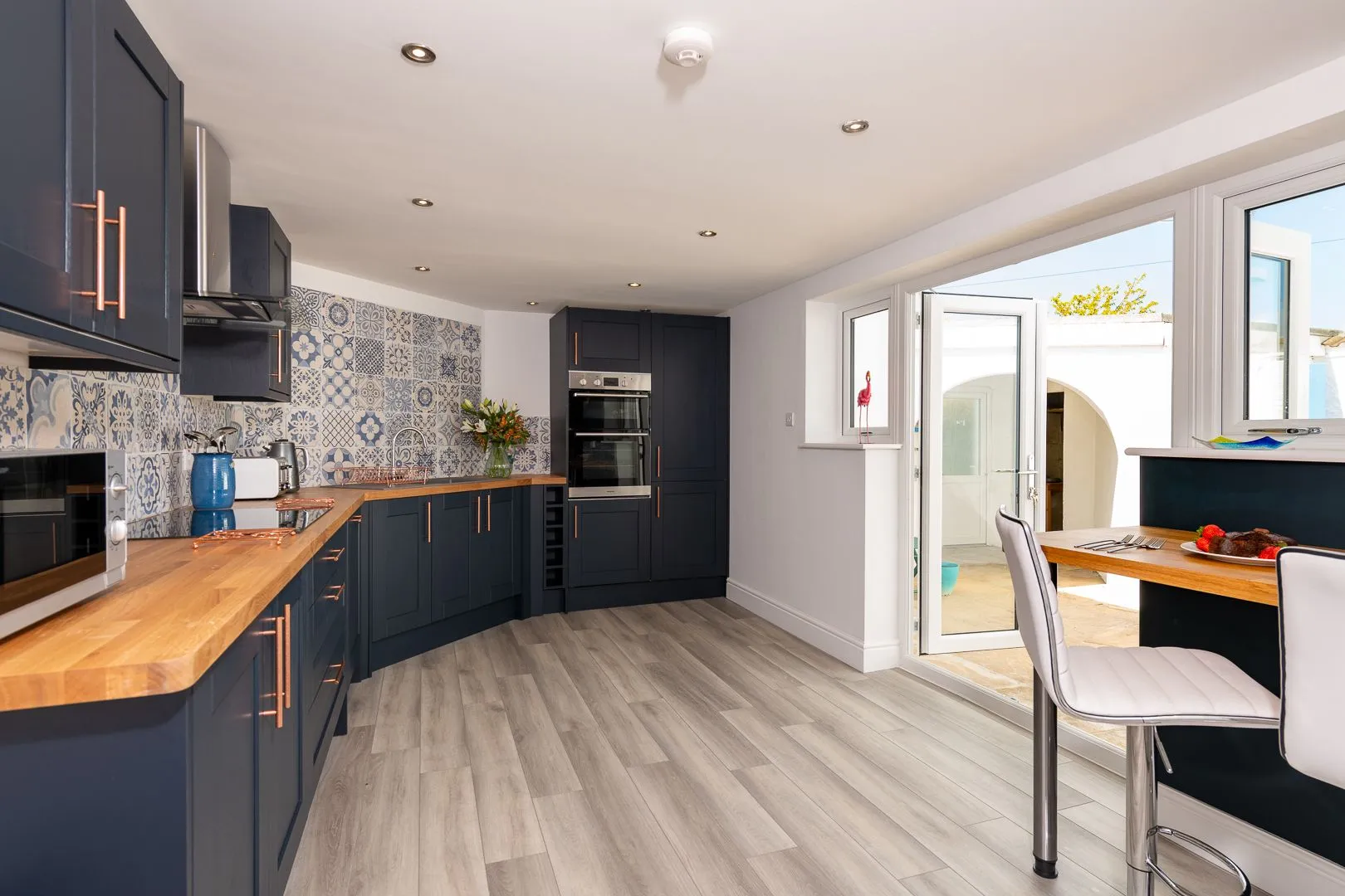 Coed Y Llan kitchen