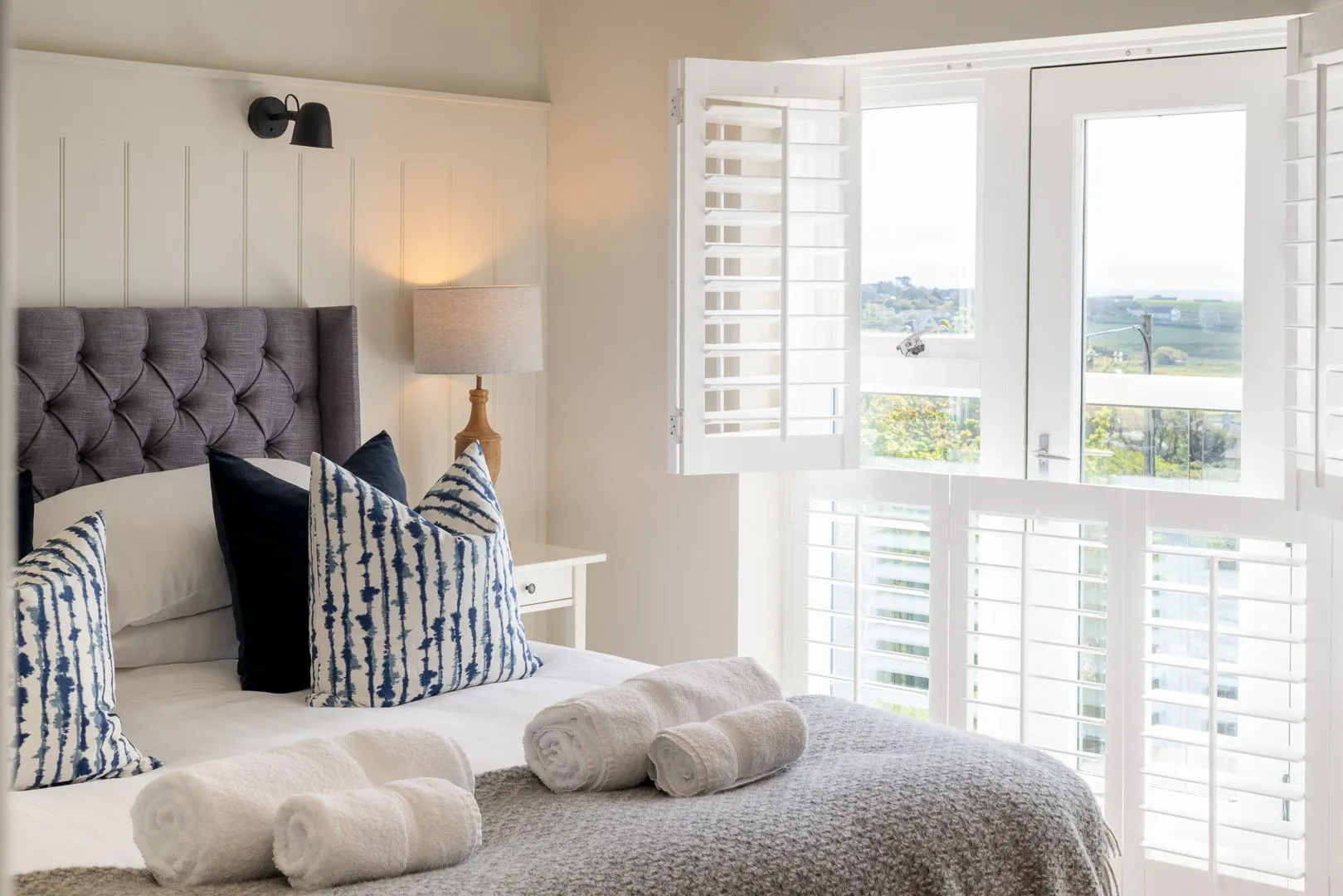 The Nest at The White Eagle - super king bed