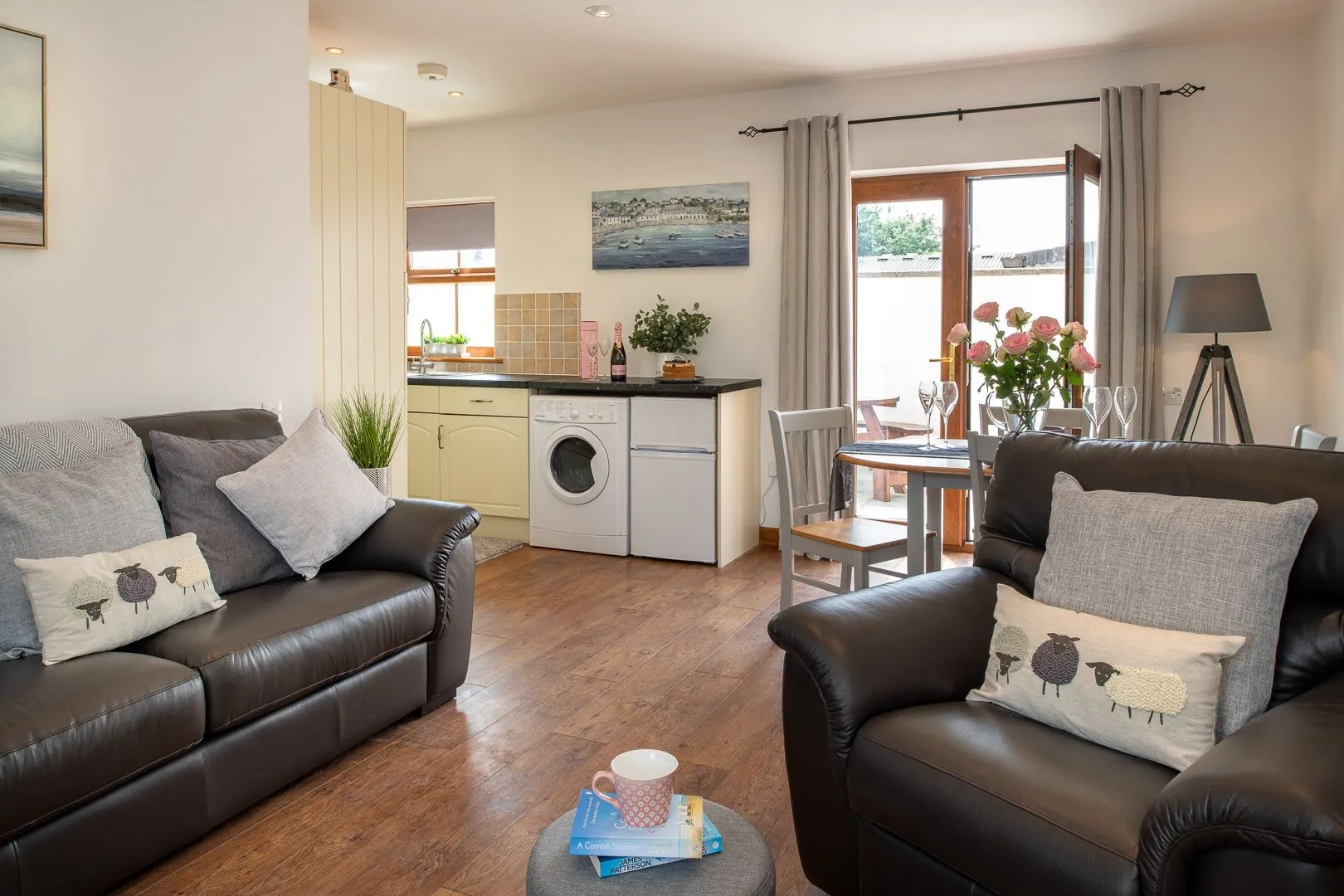 Y Bwthyn Living Room Kitchen