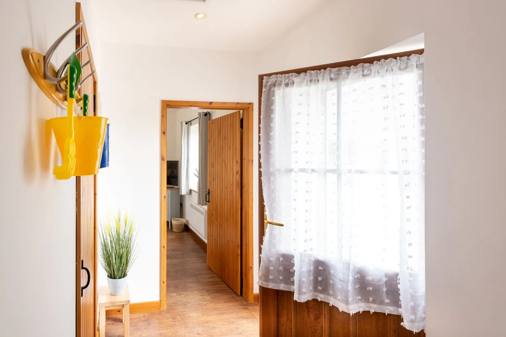 Y Bwthyn Hallway