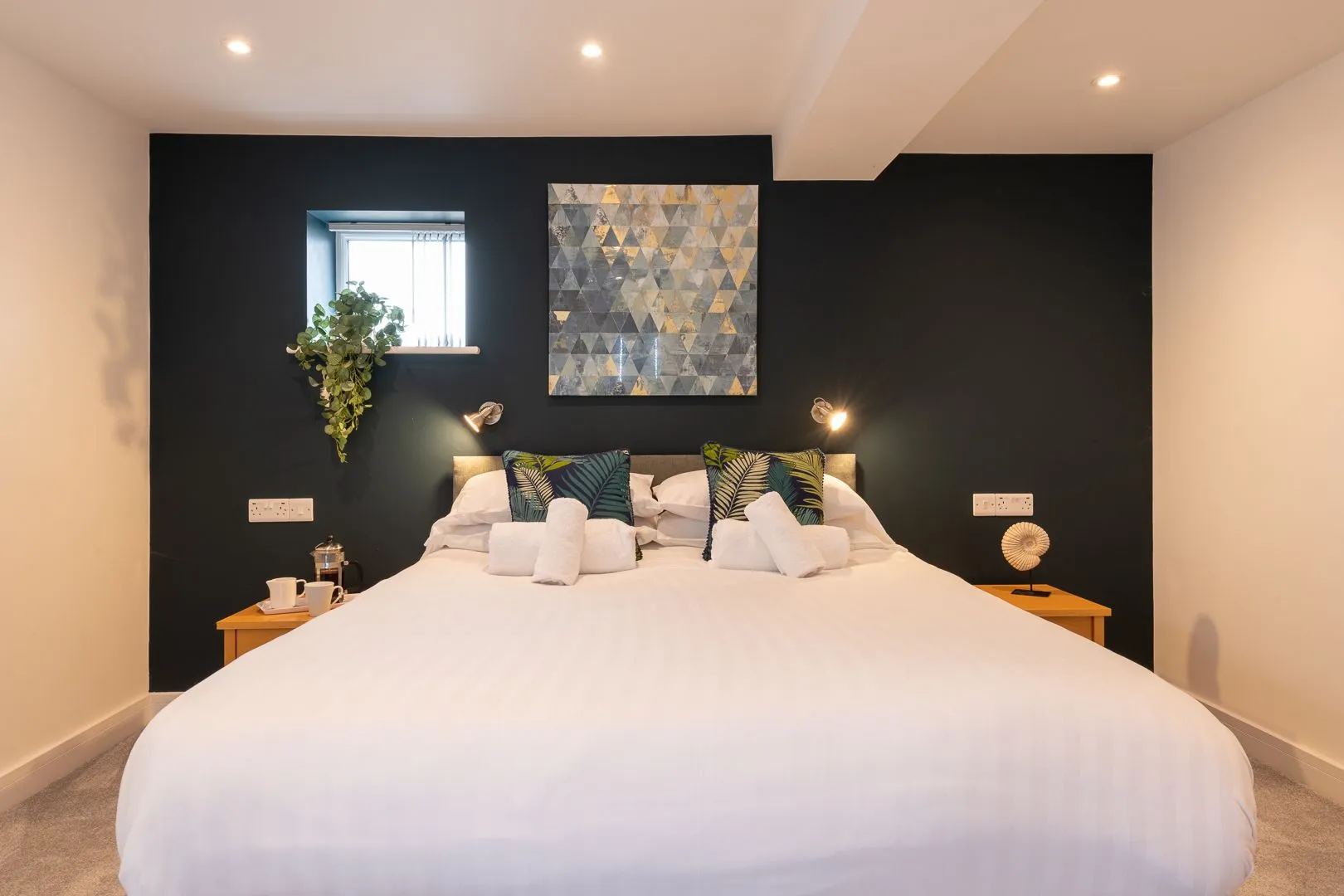 Hen Golchdy bed