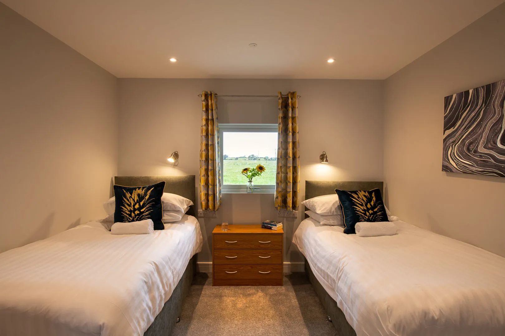 Hen Golchdy twin room Anglesey