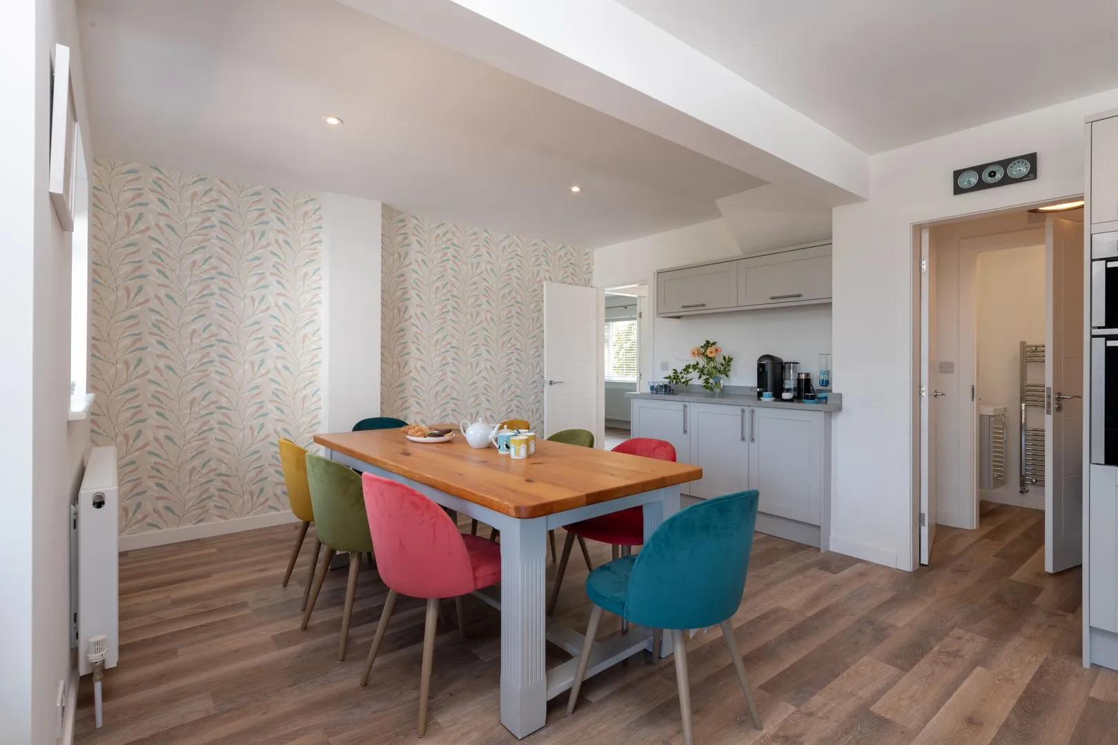 Sandaig - Dining table