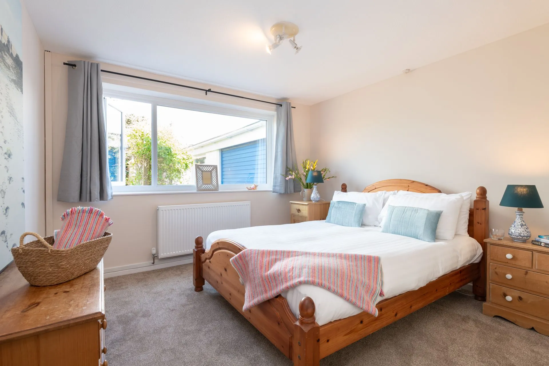 Ty Heulwen Downstairs Bedroom
