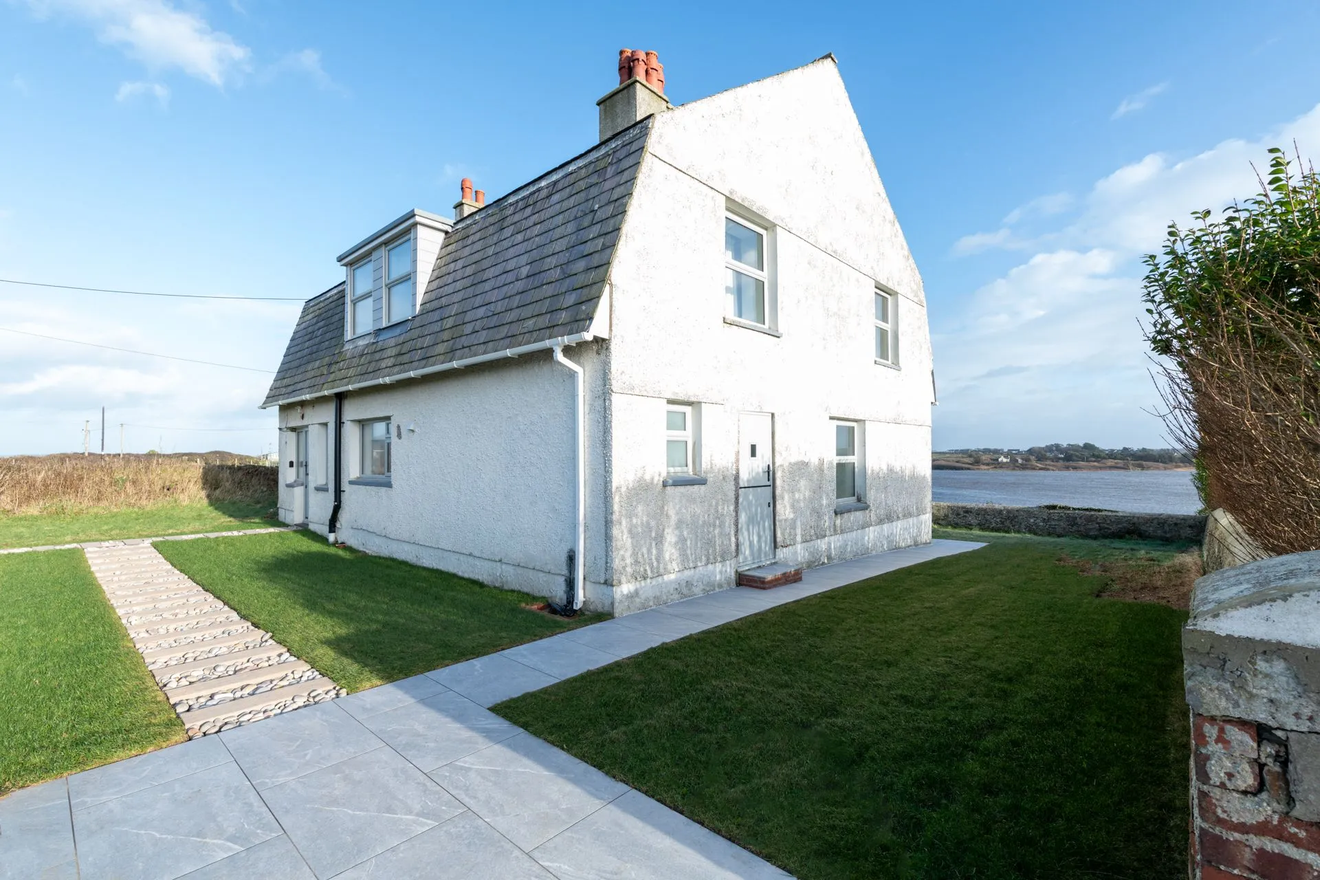 Twn Pwll House