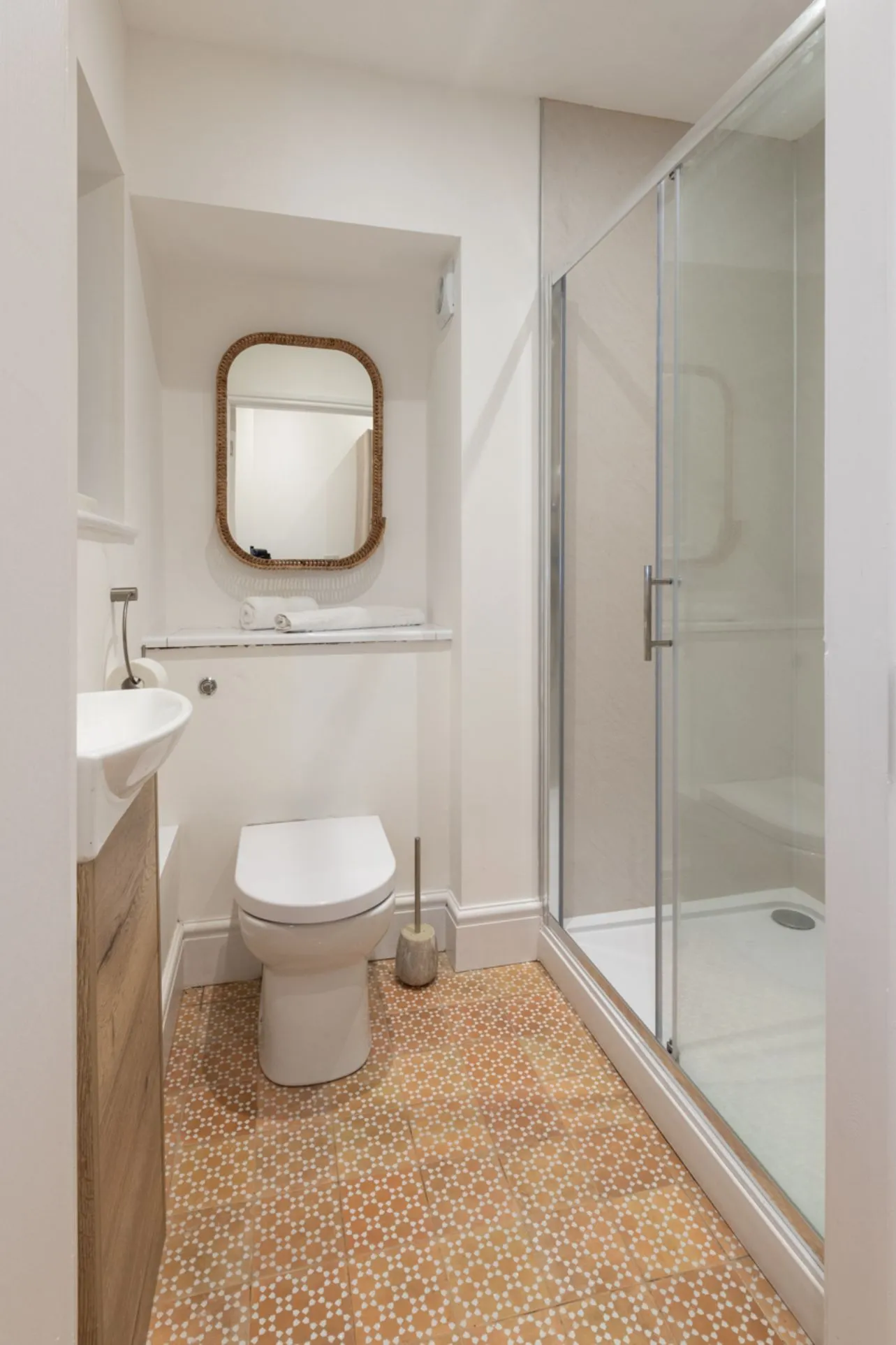 Twn Pwll Bathroom