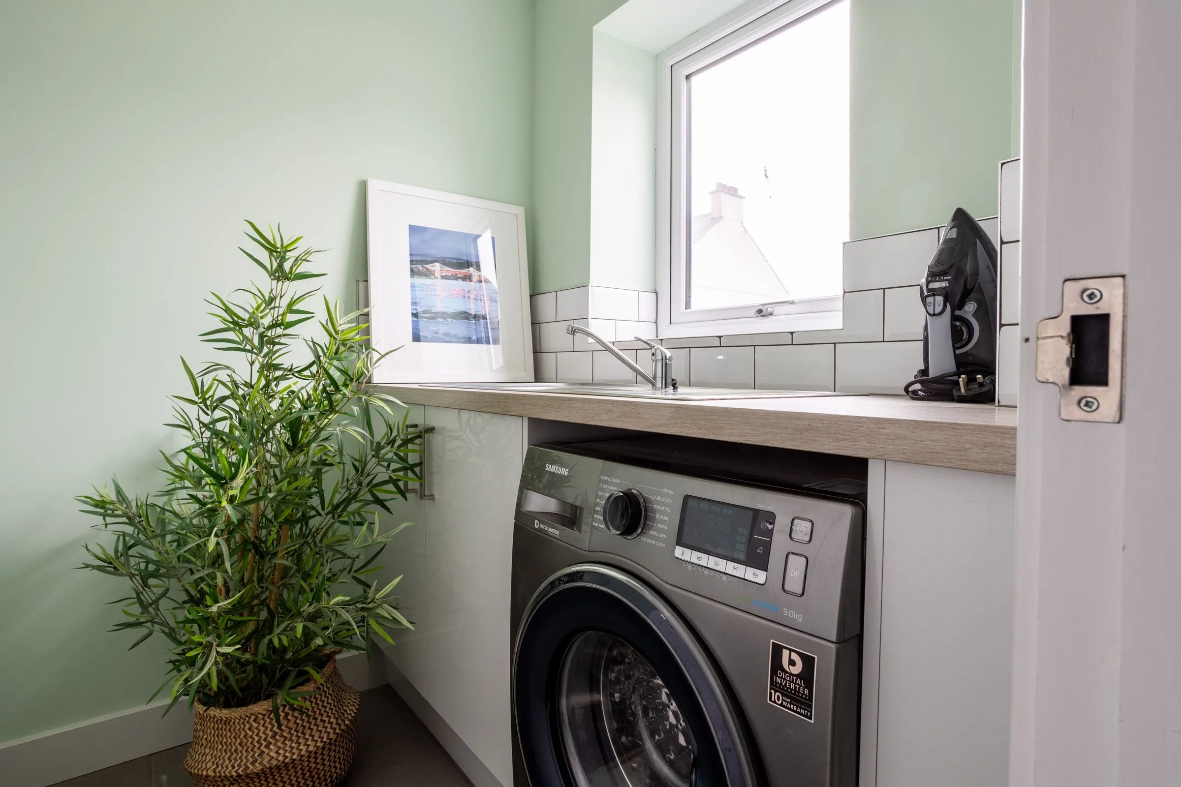 Awelfa Utility Room  