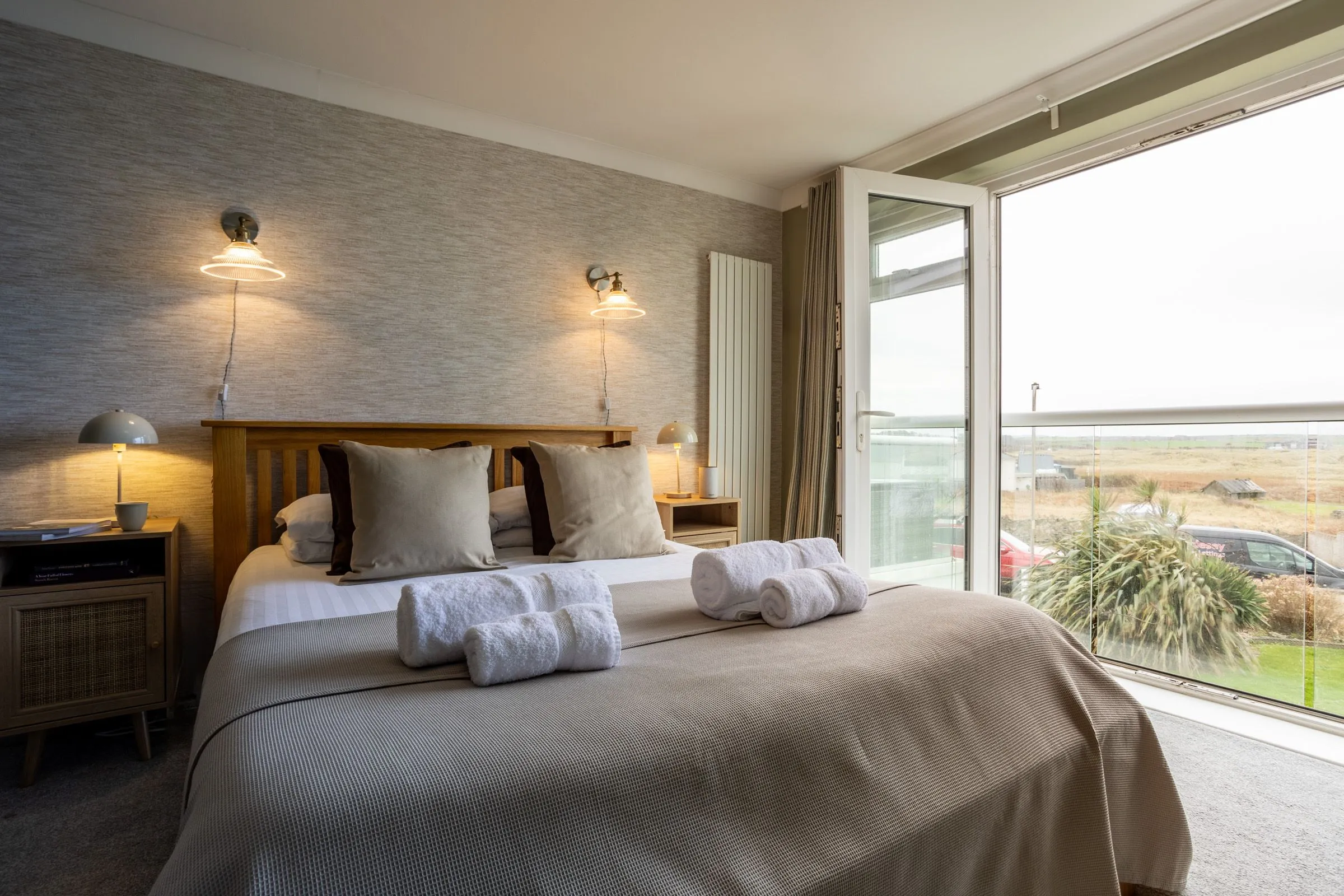 Lakeside Bedroom Views