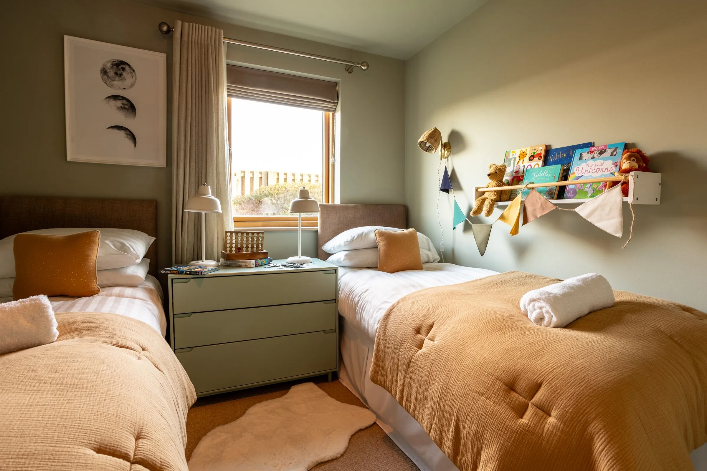 Sea sway twin room