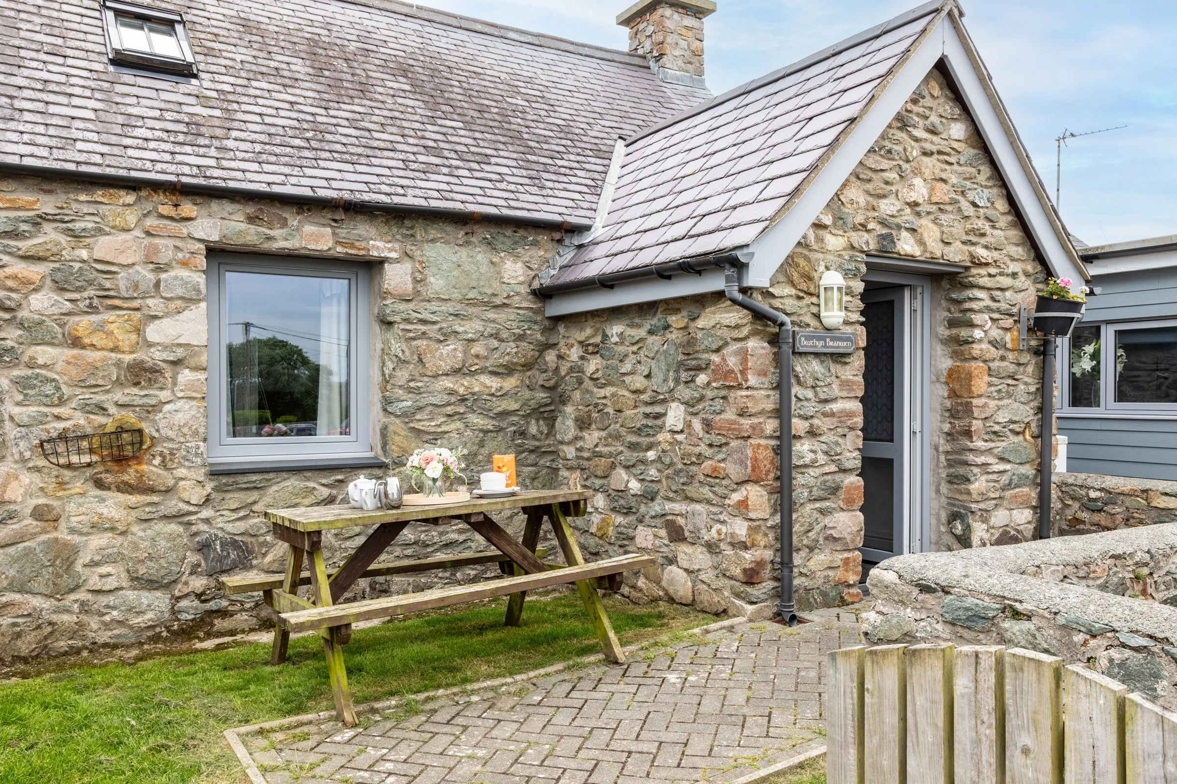 Bwthyn Branwen Aberffraw