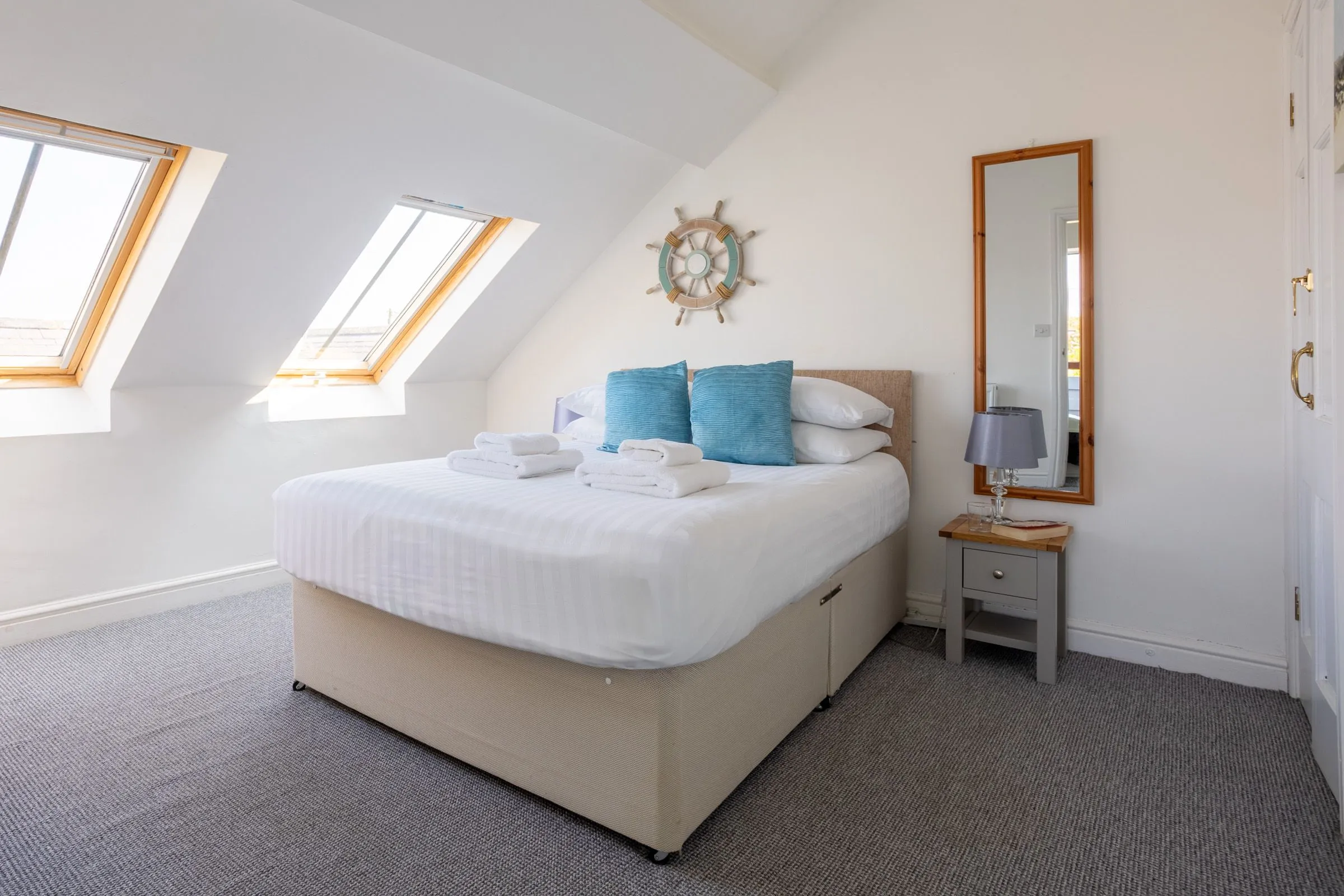 Ty Rhiannon Bedroom - Aberffraw