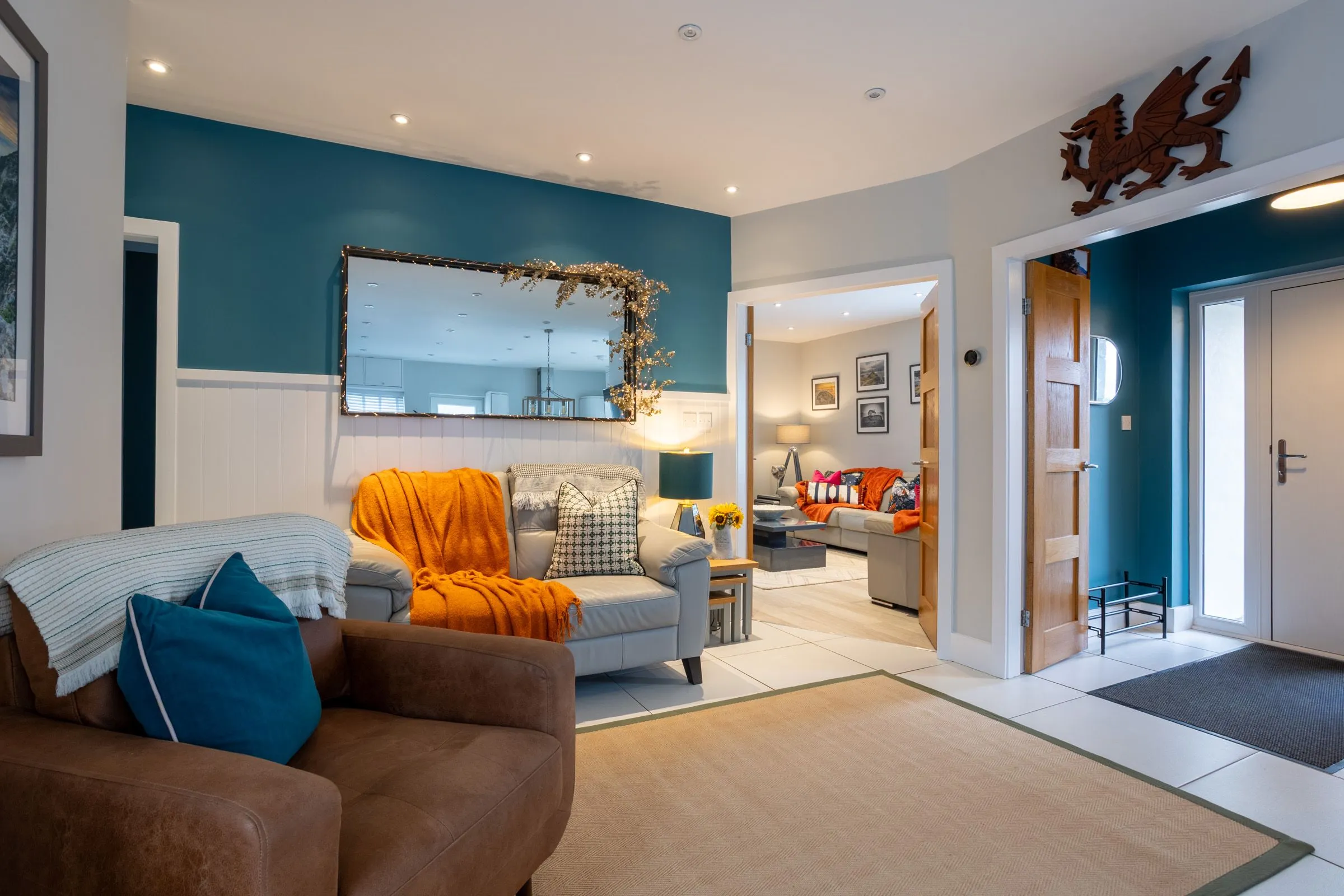 Monfa Living Area