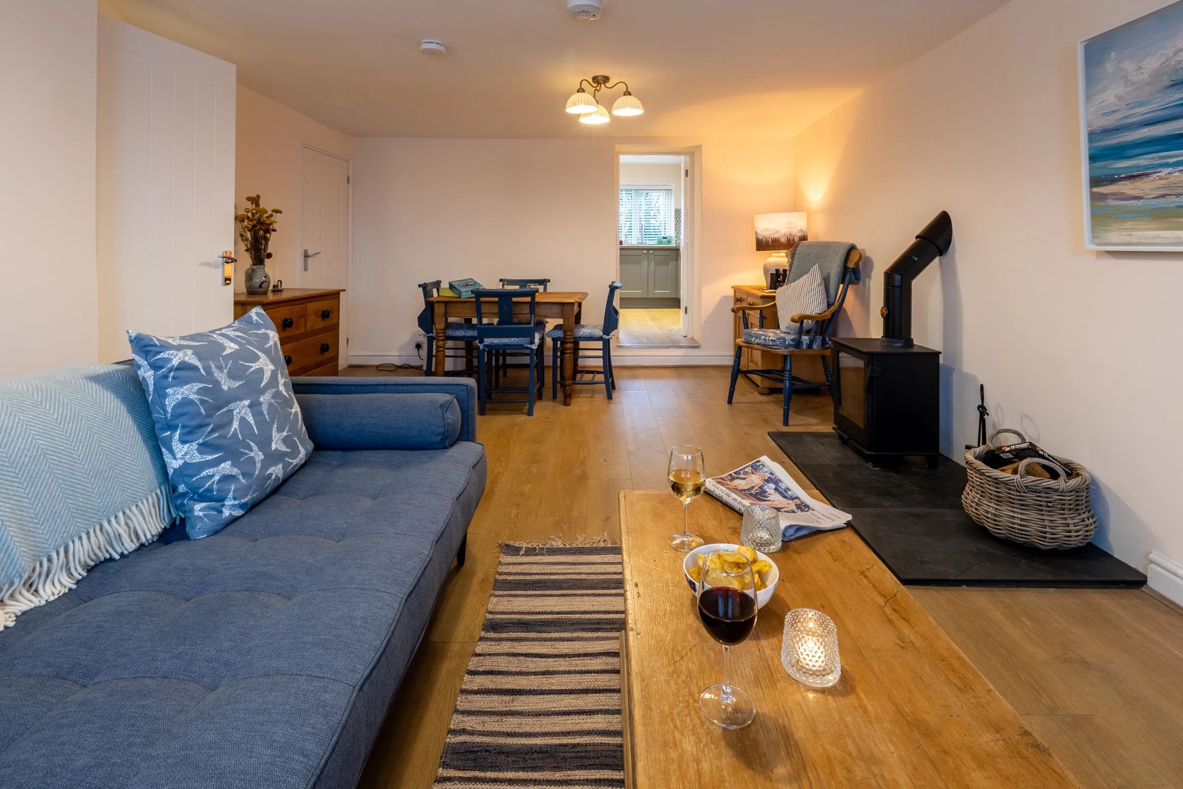 Kite Cottage - Open plan lounge