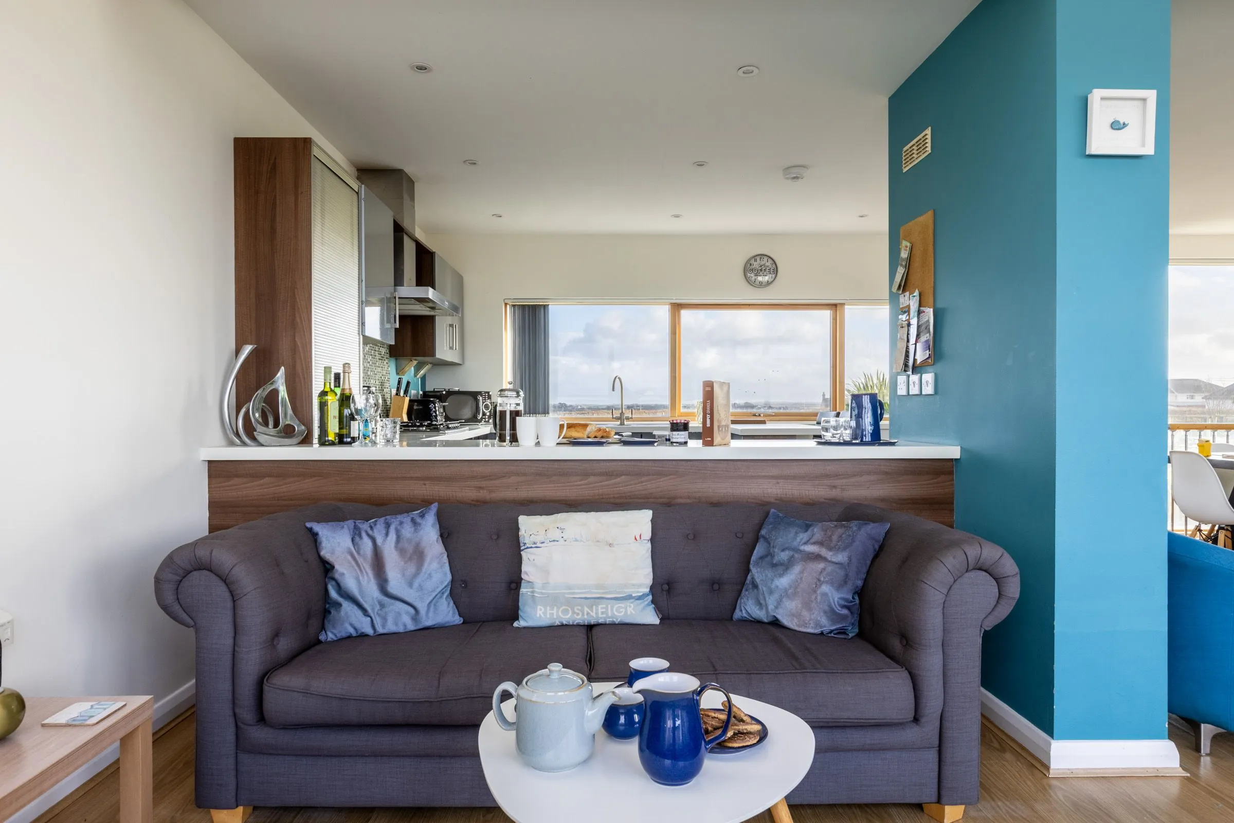 The View Sofa - Rhosneigr 