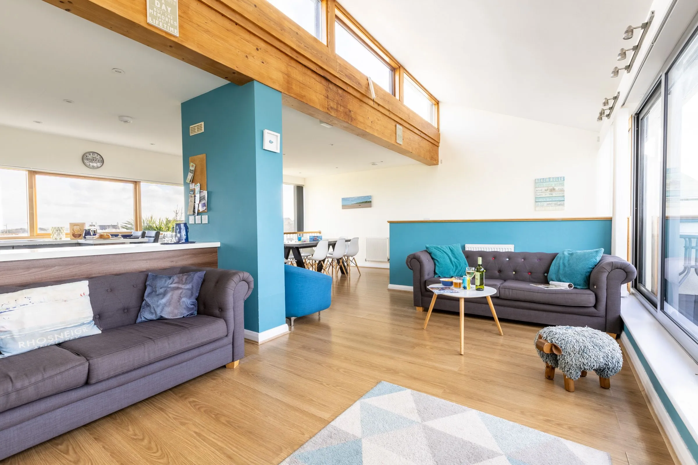 The View living room  - Rhosneigr 