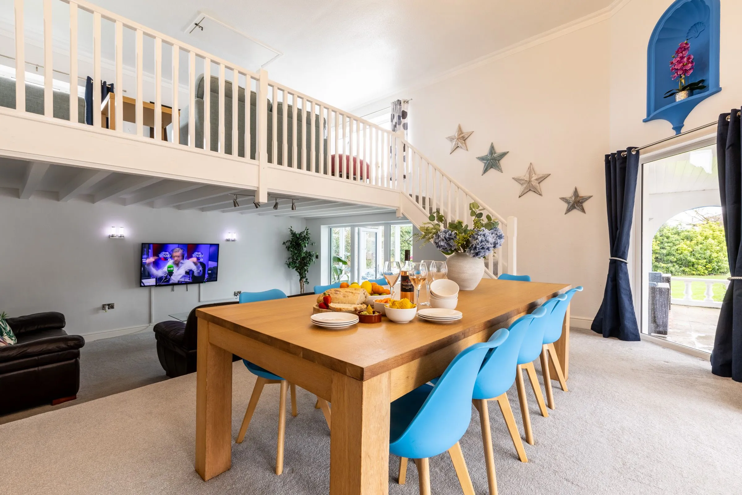 Coed Y Llan Dining Area