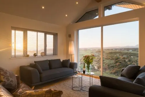 Cadair Arthur living room at sunset