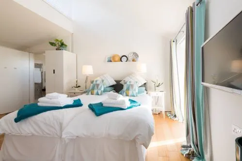 Owain's Lake View - Bedroom photo 