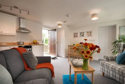Ty Arthur living room open plan kitchen