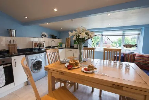 Tyn Lon Kitchen- Rhosneigr 