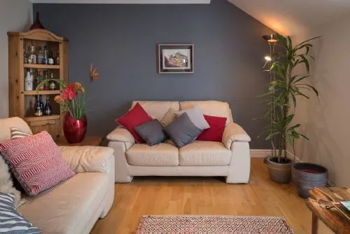 Tides Reach Living Room - Rhosneigr 