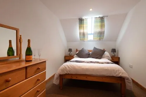 Y Stabl - Bedroom