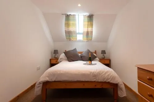 The Granary - Master Bedroom