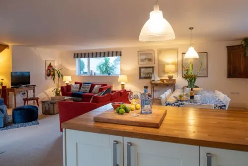 Lagwn Glas kitchen