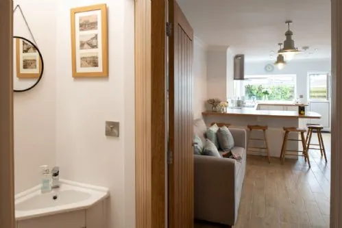 Lakeview - hallway through to kitchen