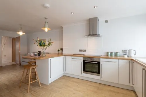 Lakeview Kitchen