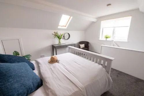 Driftwood second upstairs bedroom