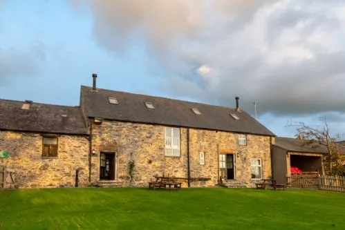 Bryn Lon Mawr farm building as a whole