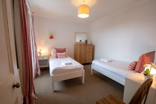 Ty Fferam Bailey Upstairs twin room