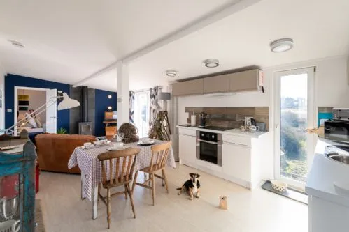Bryn Bach kitchen