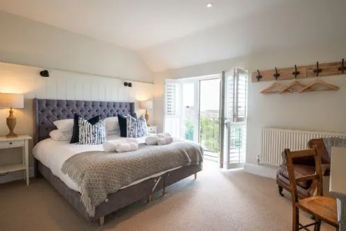 The Nest at The White Eagle - super-king master bedroom