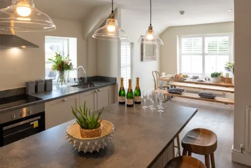 The Nest at The White Eagle - kitchen dining area