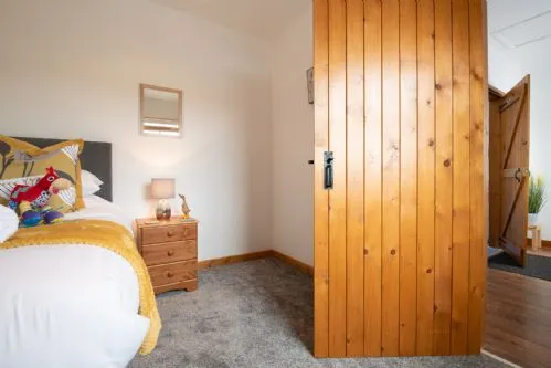 Y Bwthyn Twin Bedroom as a single