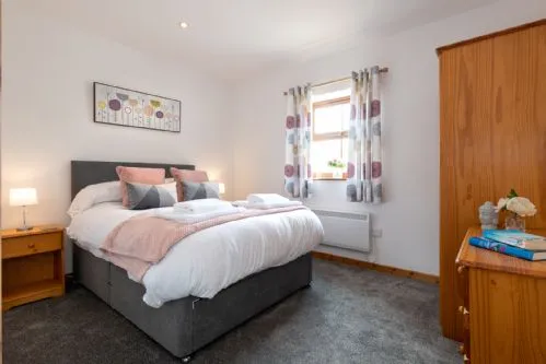 Y Bwthyn Double Bedroom
